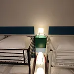 Central Lichtenberger Apartment for 6 People